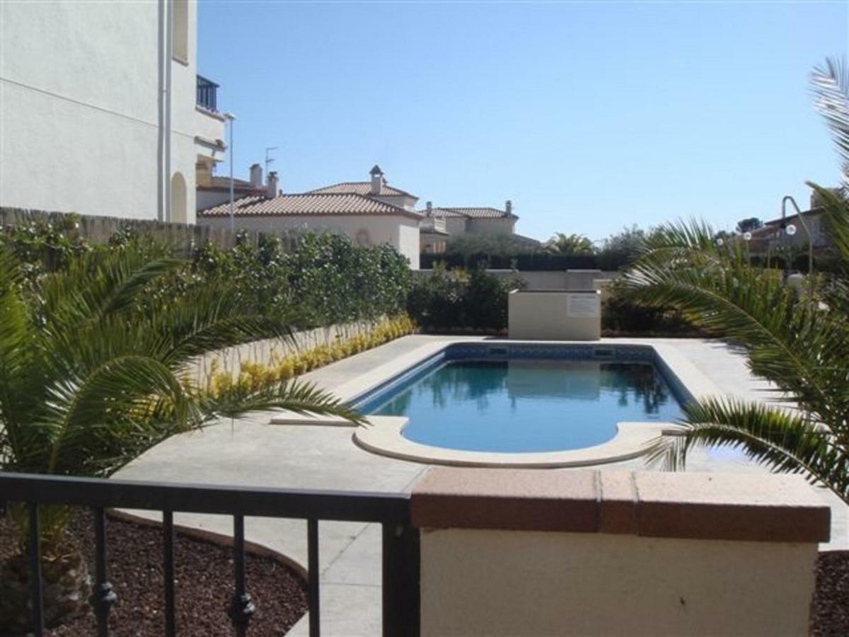 Llevant 3 L'Ampolla Exterior photo